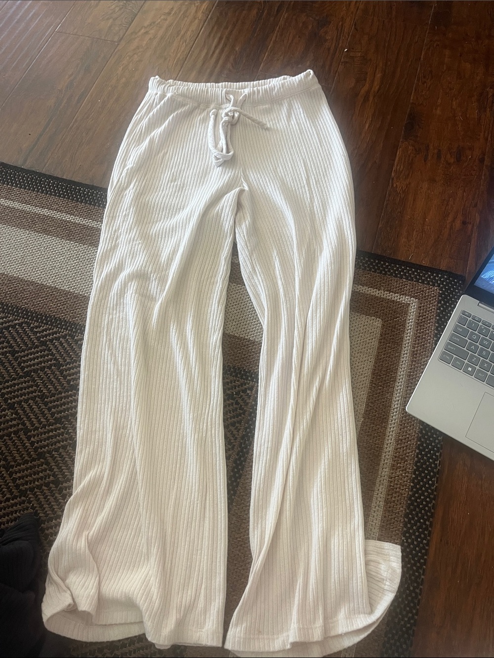 Cream Drawstring Lounge Pants